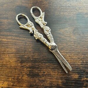 Antique Grape Stem Cutters